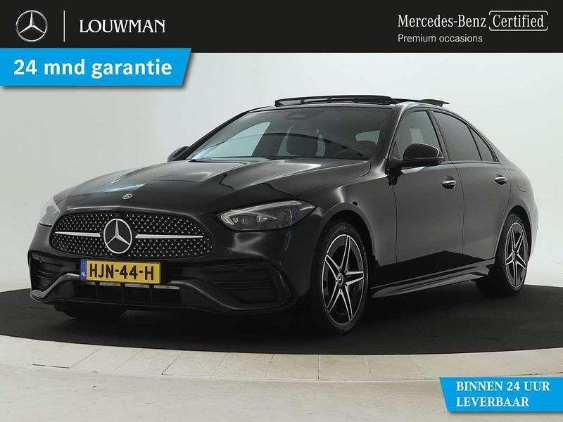 Zwart Gebruikt 2024 Mercedes C300e AMG Sedan | € 54.950 (Iets duurder) - Afbeelding 1/3