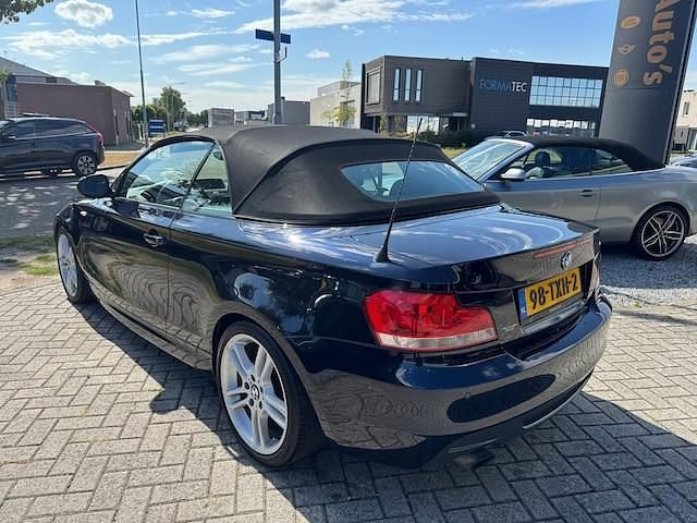 Occasion BMW 118 Cabriolet Executive 143 PK (105 kW) 2012 Zwart Cabriolet