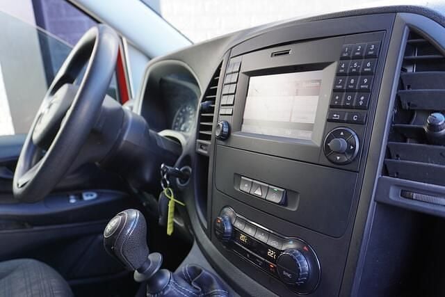 Occasion Mercedes Vito 136 PK (100 kW) 2019 Rood Van