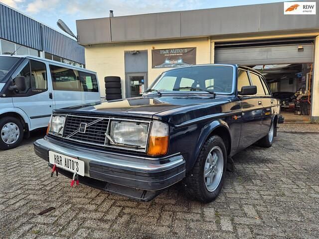 Blauw Gebruikt 1980 Volvo 244 Sedan | € 10.950 - Afbeelding 1/4