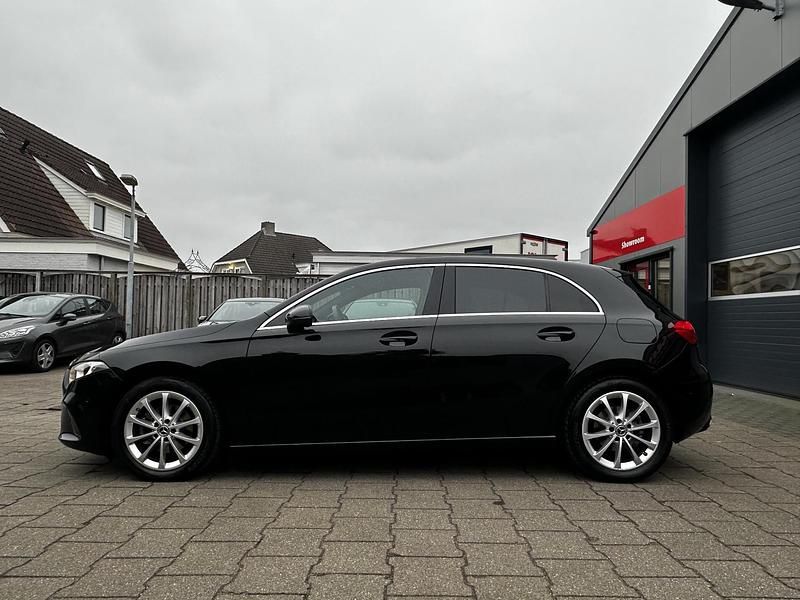 Occasion Mercedes A180 136 PK (100 kW) 2020 Zwart Hatchback