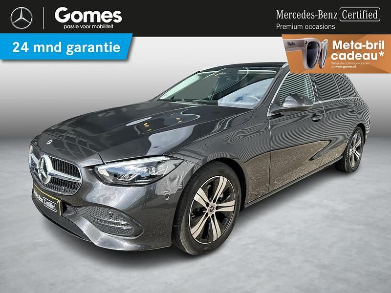 Grijs, metallic lak Gebruikt 2024 Mercedes C180 Luxury Stationwagen | € 38.950 (Goede deal) - Afbeelding 1/4
