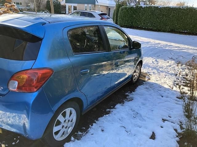 Occasion Mitsubishi Space Star Intense 2013 Blauw Hatchback