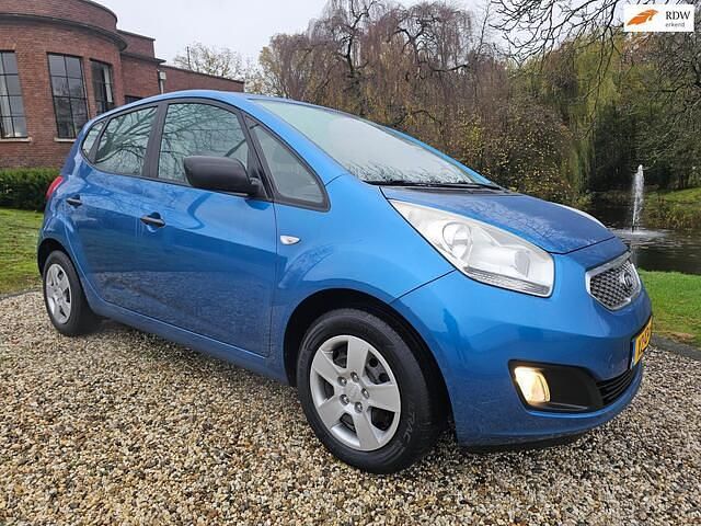 Occasion Kia Venga 90 PK (66 kW) 2010 Blauw Hatchback