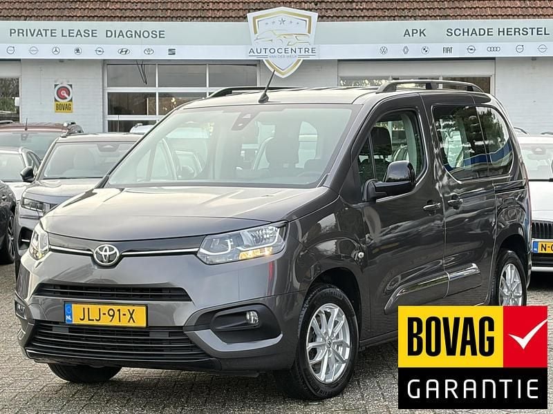 Grijs Occasion 2024 Toyota Proace Verso City Stationwagen | € 28.999 (Super prijs) - Afbeelding 1/3