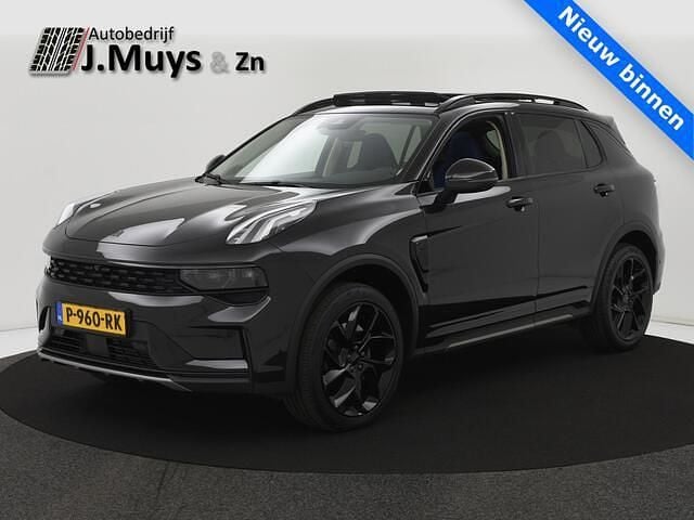 Zwart Gebruikt 2022 Lynk & Co 01 SUV | € 27.940 (Eerlijke prijs) - Afbeelding 1/4