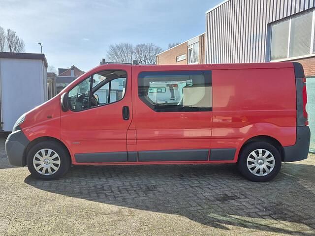 Occasion Opel Vivaro 114 PK (83 kW) 2014 Rood MPV