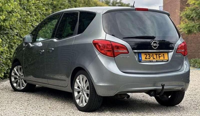 Grijs Gebruikt 2010 Opel Meriva Cosmo MPV | € 2.750 (Goede deal) - Afbeelding 1/4