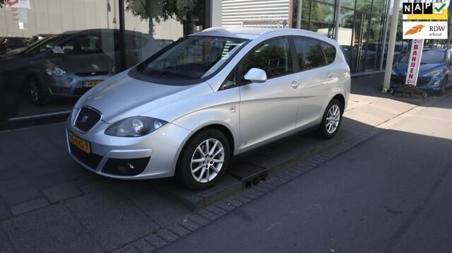 Grijs Gebruikt 2011 Seat Altea XL Copa MPV | € 6.750 (Eerlijke prijs) - Afbeelding 1/4