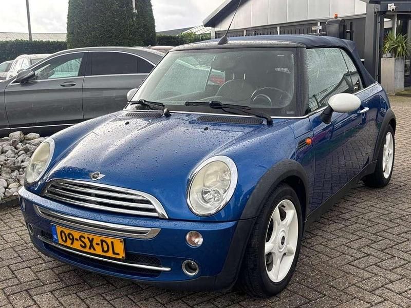 Blauw Gebruikt 2006 Mini Cooper Cabriolet Chili Cabriolet | € 4.450 (Goede deal) - Afbeelding 1/4
