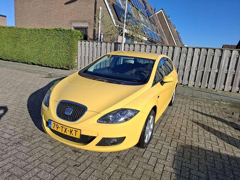 Occasion Seat Leon 102 PK (75 kW) 2007 Geel Hatchback