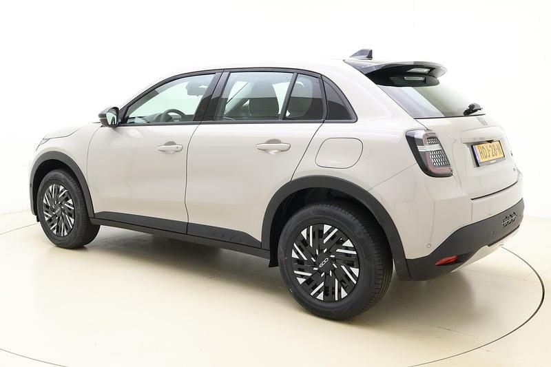 Occasion Fiat 600 Urban 145 PK (106 kW) 2025 Grijs, metallic lak SUV