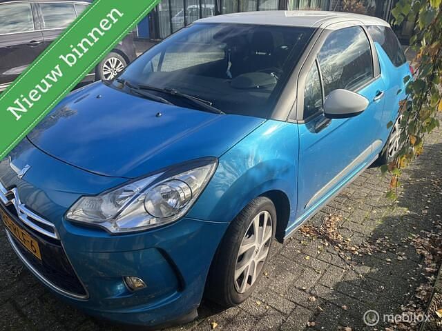 Blauw Gebruikt 2011 Citroën DS3 So Chic Hatchback | € 4.890 (Eerlijke prijs) - Afbeelding 1/4