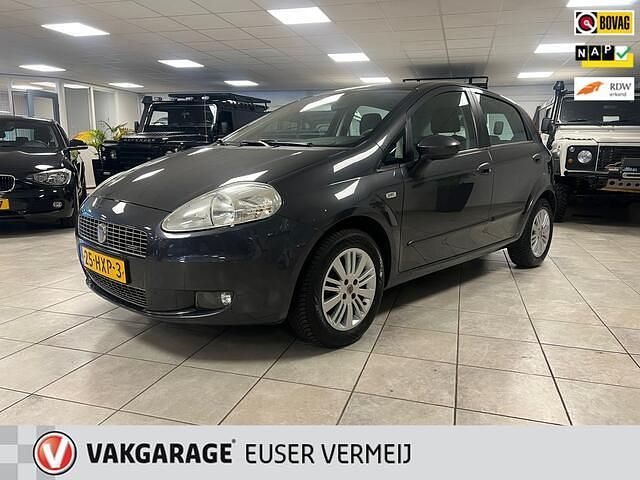 Occasion Fiat Grande Punto Lusso 95 PK (69 kW) 2009 Grijs Hatchback