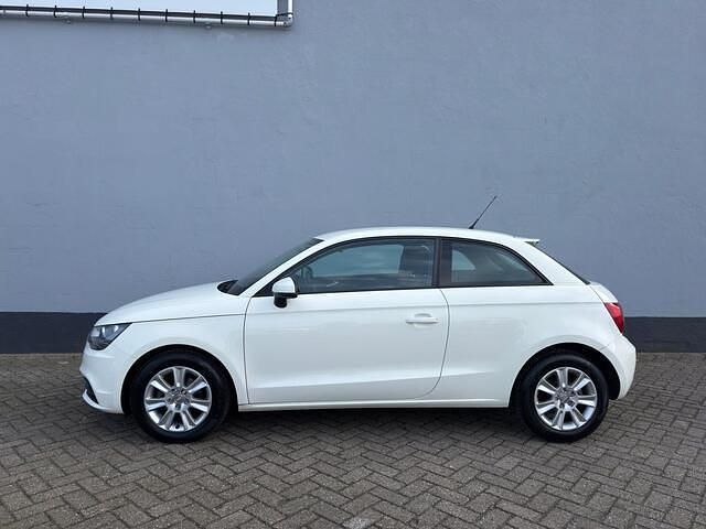 Occasion Audi A1 Attraction 86 PK (63 kW) 2011 Wit Hatchback