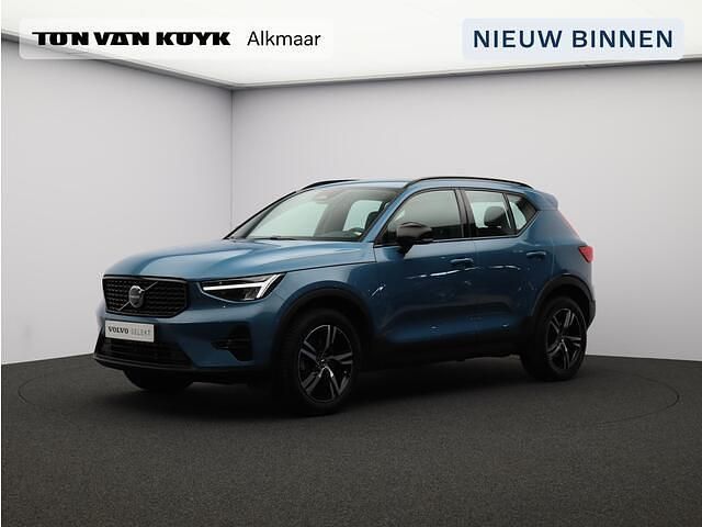 Blauw Gebruikt 2024 Volvo XC40 Plus SUV | € 43.950 (Iets duurder) - Afbeelding 1/4