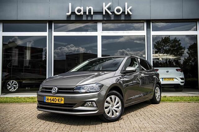 Grijs Gebruikt 2020 VW Polo Comfortline Hatchback | € 15.400 (Eerlijke prijs) - Afbeelding 1/4