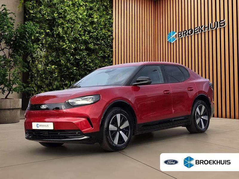 Rood Gebruikt 2025 Ford Capri Extended Range SUV | € 42.400 - Afbeelding 1/4