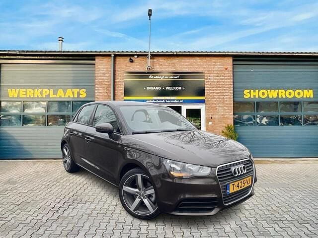 Bruin Gebruikt 2014 Audi A1 Sportback Proline Hatchback | € 8.780 (Super prijs) - Afbeelding 1/4