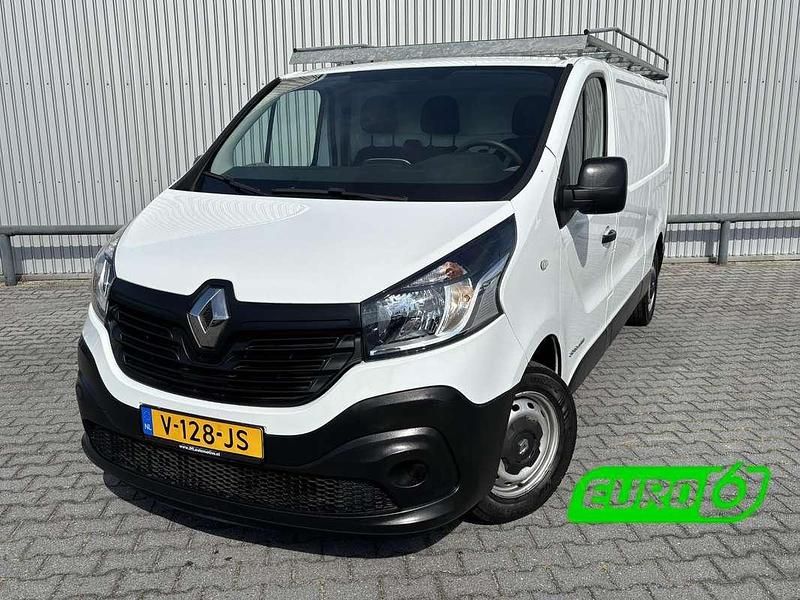 Wit Gebruikt 2017 Renault Trafic Van | € 9.950 (Eerlijke prijs) - Afbeelding 1/4