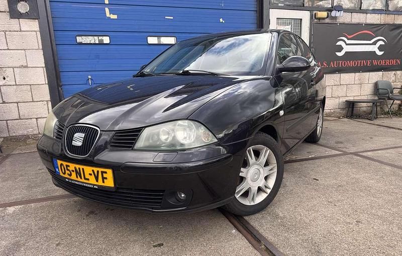 Zwart Gebruikt 2003 Seat Ibiza Sport Hatchback | € 1.500 (Eerlijke prijs) - Afbeelding 1/4