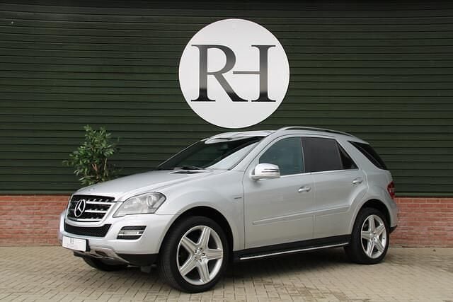 Grijs Gebruikt 2011 Mercedes 350 Edition Van | € 19.940 - Afbeelding 1/4