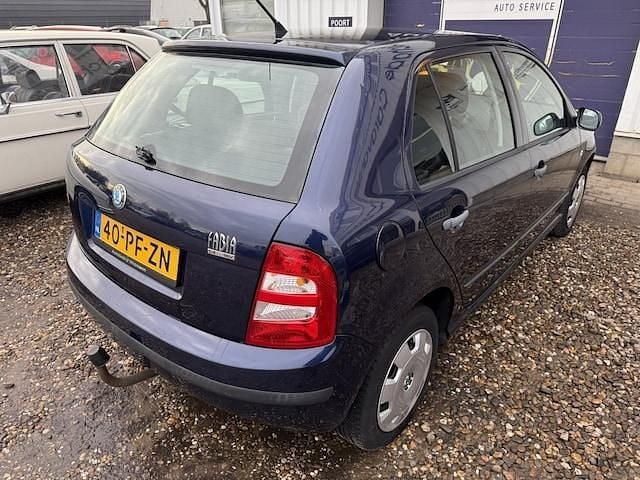 Occasion Skoda Fabia Comfort 75 PK (55 kW) 2004 Blauw Hatchback