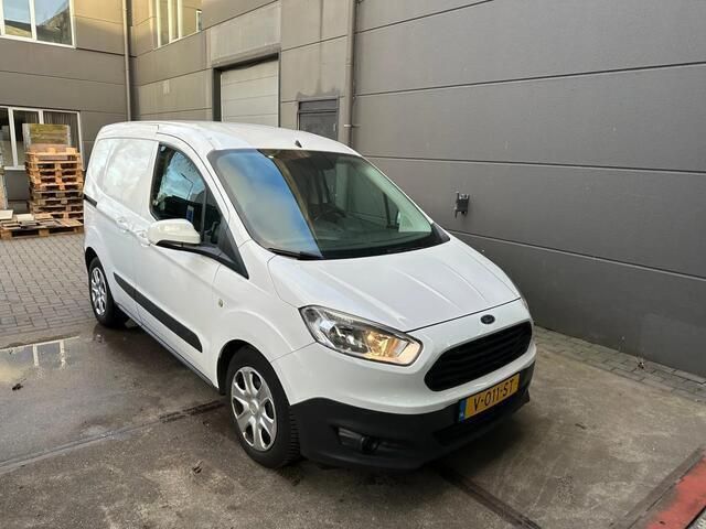 Wit Gebruikt 2018 Ford Transit MPV | € 6.450 (Goede deal) - Afbeelding 1/4