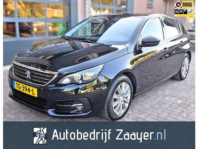 Zwart Gebruikt 2018 Peugeot 308 Allure Hatchback | € 11.950 (Eerlijke prijs) - Afbeelding 1/4