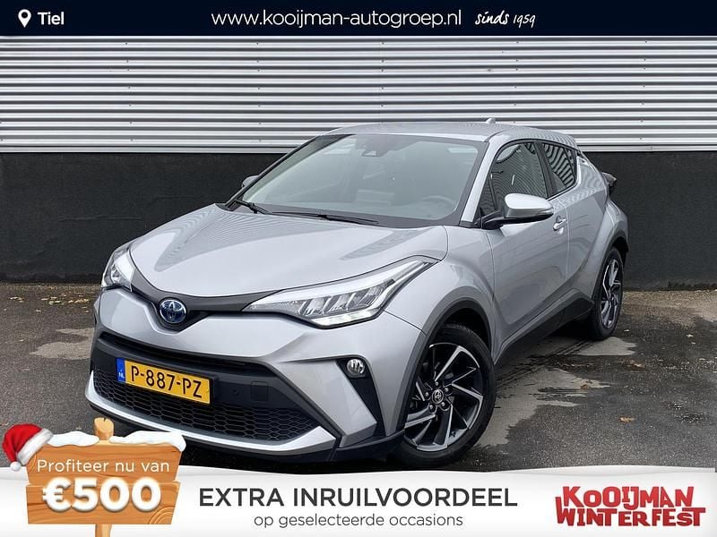 Grijs Gebruikt 2022 Toyota C-HR SUV | € 25.599 (Goede deal) - Afbeelding 1/4