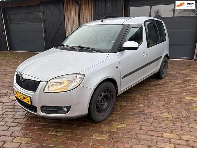 Grijs (metallic) Occasion 2008 Skoda Roomster MPV | € 2.950 (Eerlijke prijs) - Afbeelding 1/4