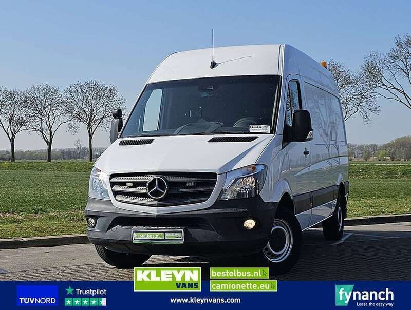 Wit Gebruikt 2017 Mercedes Sprinter Van | € 14.900 (Goede deal) - Afbeelding 1/3
