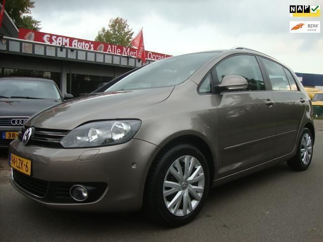Bruin Gebruikt 2010 VW Golf Plus Highline MPV | € 6.995 (Eerlijke prijs) - Afbeelding 1/4
