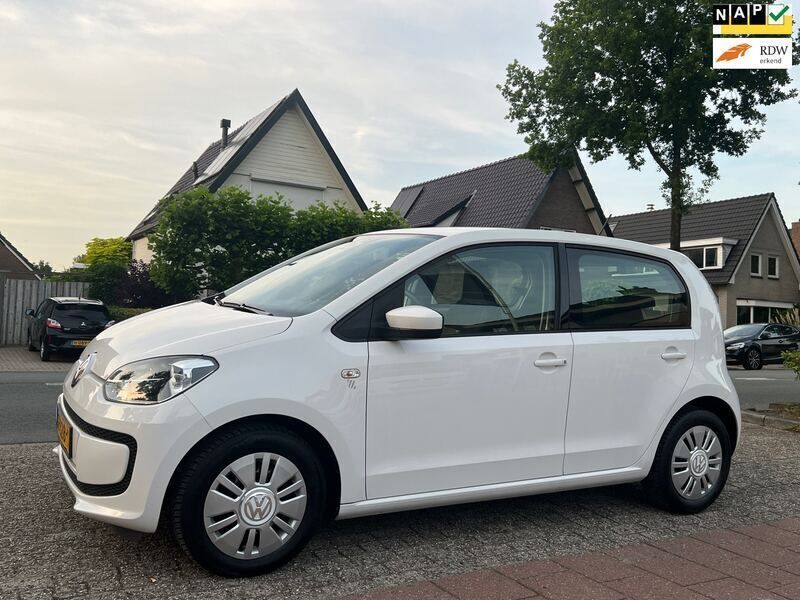 Wit Gebruikt 2015 VW up! move up! Hatchback | € 7.280 (Eerlijke prijs) - Afbeelding 1/3