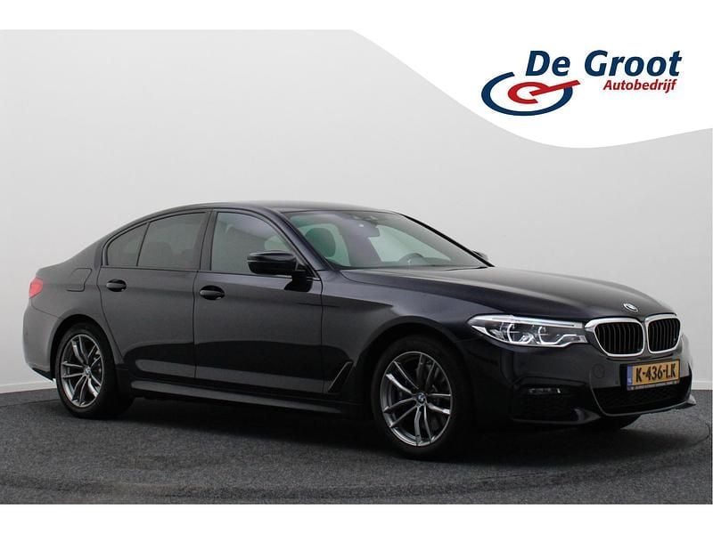 Zwart Gebruikt 2019 BMW 530 Executive Sedan | € 28.950 (Eerlijke prijs) - Afbeelding 1/4