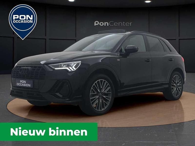 Zwart Gebruikt 2024 Audi Q3 Ambiente SUV | € 47.950 (Eerlijke prijs) - Afbeelding 1/3