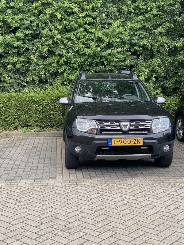 Zwart Gebruikt 2014 Dacia Duster Prestige SUV | € 7.500 (Eerlijke prijs) - Afbeelding 1/4