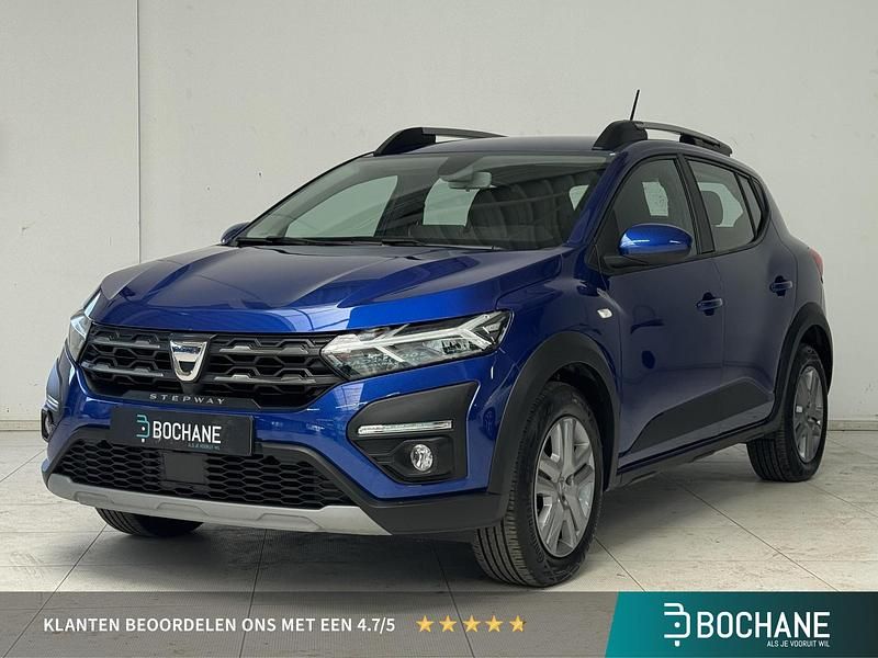 Blauw Occasion 2023 Dacia Sandero Comfort Hatchback | € 17.695 (Eerlijke prijs) - Afbeelding 1/4