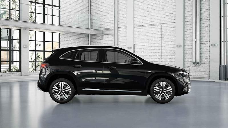 Occasion Mercedes GLA250 Luxury 218 PK (160 kW) 2025 Zwart SUV