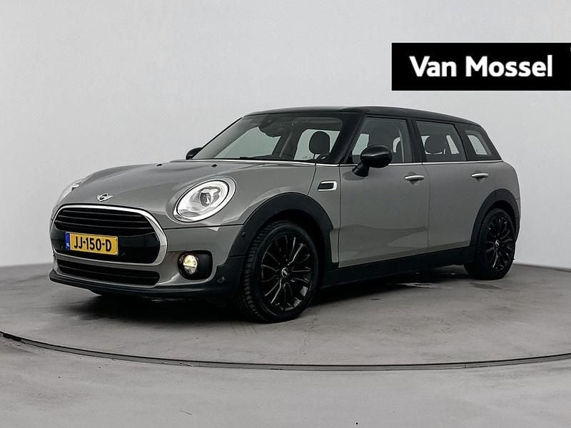 Grijs Gebruikt 2016 Mini Cooper Clubman Stationwagen | € 16.940 (Eerlijke prijs) - Afbeelding 1/4