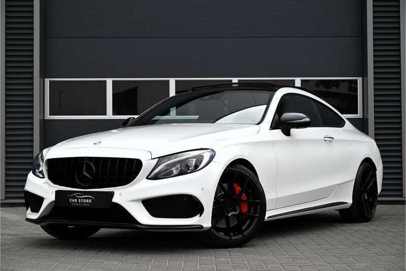 Wit Gebruikt 2017 Mercedes C250 AMG Coupé | € 32.950 (Duur) - Afbeelding 1/4