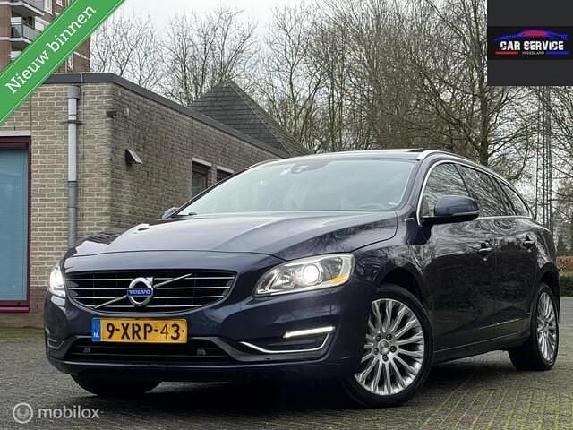 Blauw Gebruikt 2014 Volvo V60 Stationwagen | € 6.999 (Super prijs) - Afbeelding 1/4