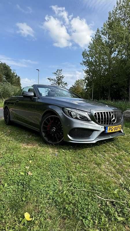 Grijs Gebruikt 2017 Mercedes C180 AMG Cabriolet | € 23.999 (Super prijs) - Afbeelding 1/4