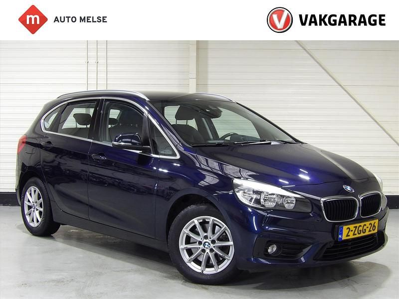 Blauw Gebruikt 2015 BMW 218 Executive Stationwagen | € 10.950 (Super prijs) - Afbeelding 1/4