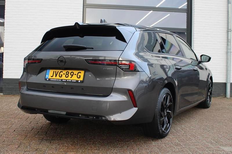 Nieuw Opel Astra Ultimate 2026 Grijs Stationwagen