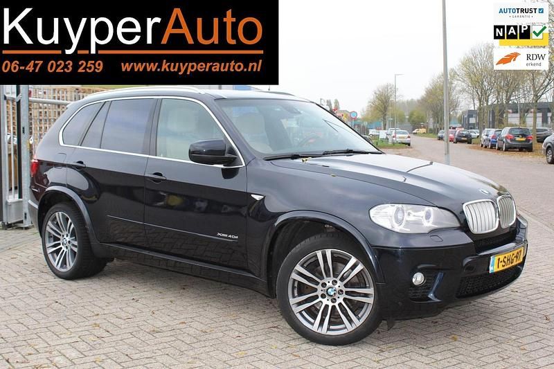 Blauw, metallic lak Gebruikt 2013 BMW X5 Executive SUV | € 16.950 - Afbeelding 1/4