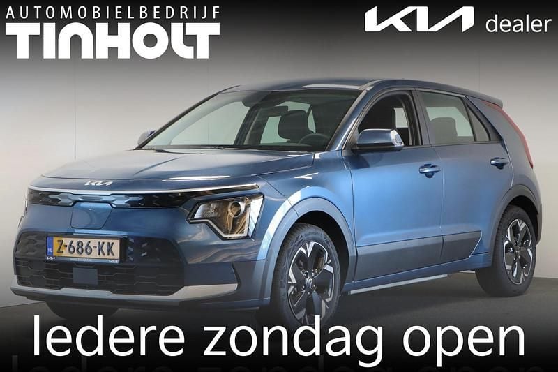 Blauw Occasion 2024 Kia e-Niro Light SUV | € 28.950 (Super prijs) - Afbeelding 1/4