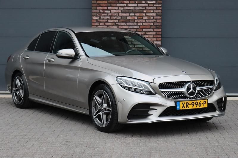 Occasion Mercedes C180 Business 157 PK (115 kW) 2019 Zilver (metallic) Sedan