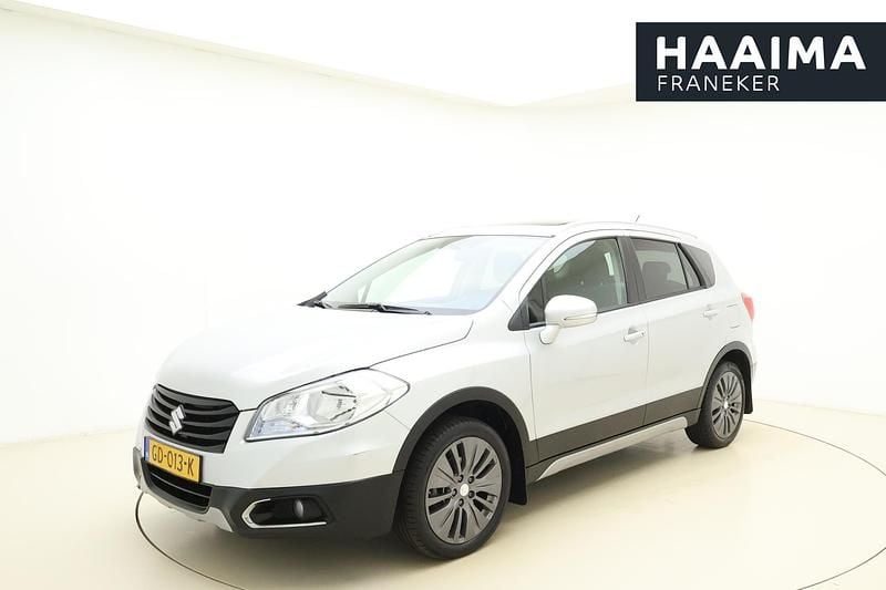Grijs Occasion 2015 Suzuki SX4 S-Cross Exclusive SUV | € 13.945 (Eerlijke prijs) - Afbeelding 1/4