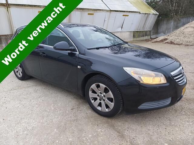 Zwart Occasion 2010 Opel Insignia Edition Stationwagen | € 2.450 (Super prijs) - Afbeelding 1/4